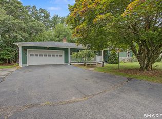 33 Bonnette Ave, Thompson, CT 06277