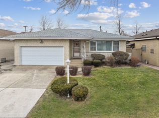 8300 W Balmoral Ave, Chicago, IL 60656