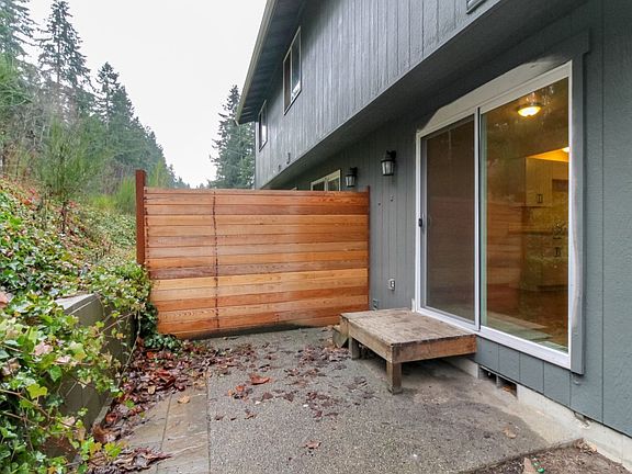 5th image of 7320 7322 163rd St E