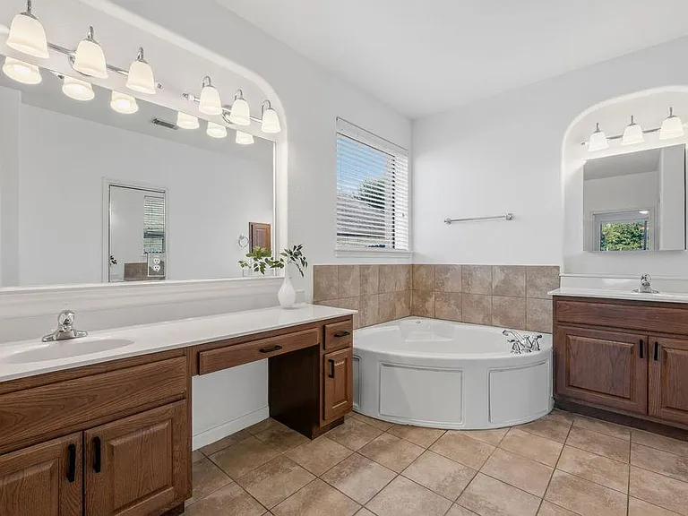 2976 Agave Loop — Photo 25