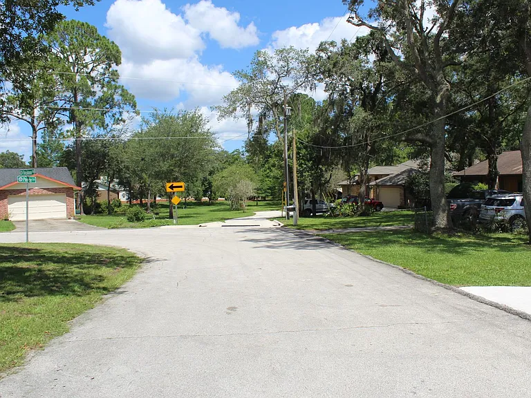 261 Ponce Ln — Photo 47