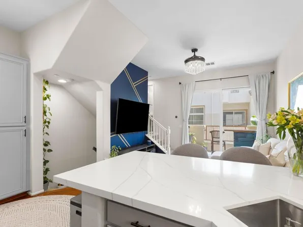 403 Almond Rd, San Marcos, CA 92078