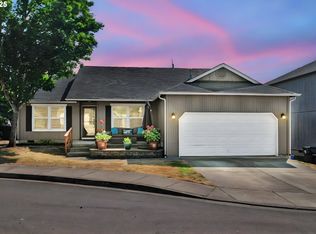 6057 Pebble Ct, Springfield, OR 97478