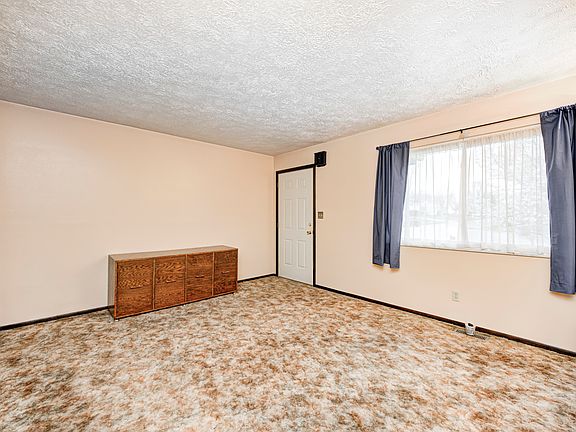 2nd image of 9055 Panorama Ct