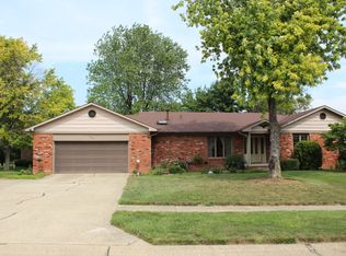 708 Black Bird Ln, Greenwood, IN 46142