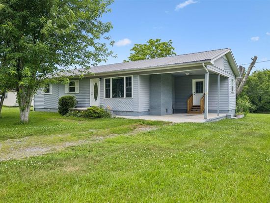 416 Gordon Rd, Crossville, TN 38572