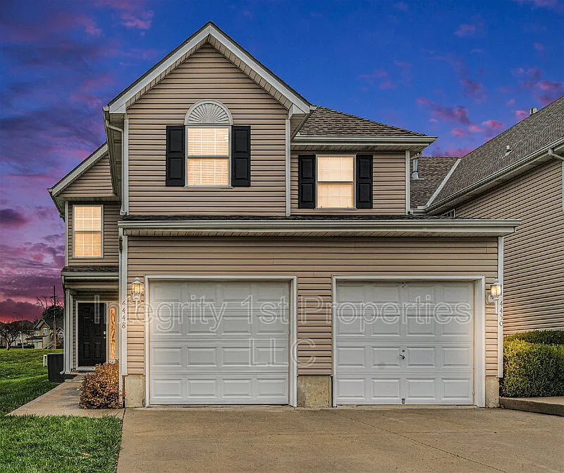 3 bed, 2.5 bath, 1607 sqft, $1,750 — Photo 1