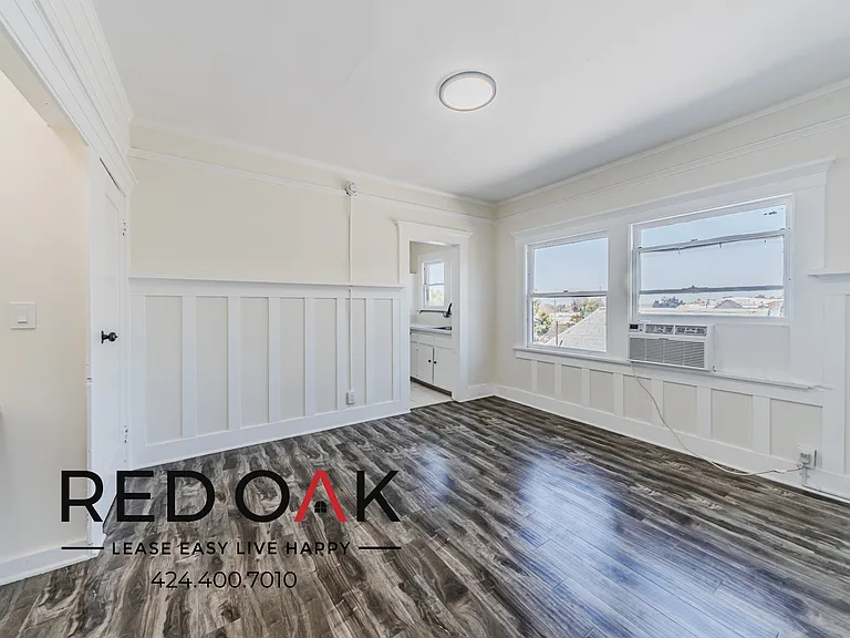 1026 W 22nd St #14 — Photo 1