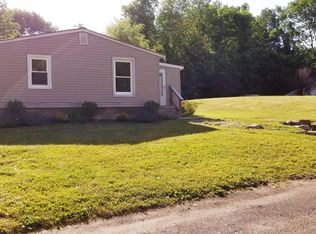 16 Reigler Rd APT 7, Hewitt, NJ 07421