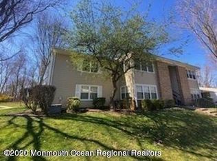 9 Firethorn Cir, Red Bank, NJ 07701