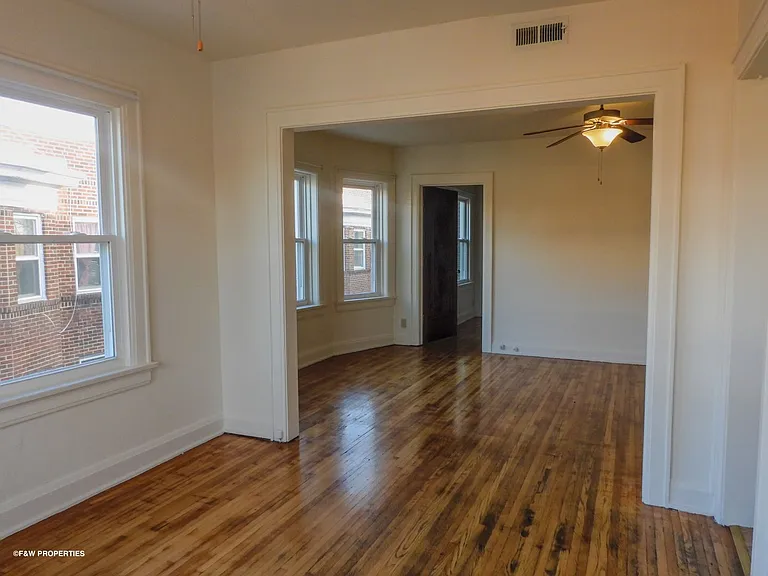 1544 E Broad St — Photo 42