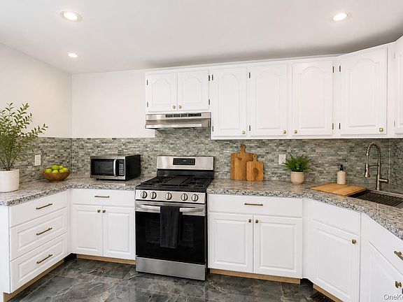 2nd image of 46 Quail Road