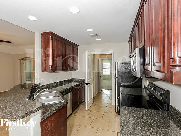 5th image of 6612 Gillis Johnson St