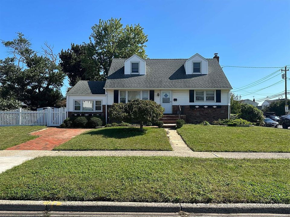 1st image of 3051 Grand Boulevard