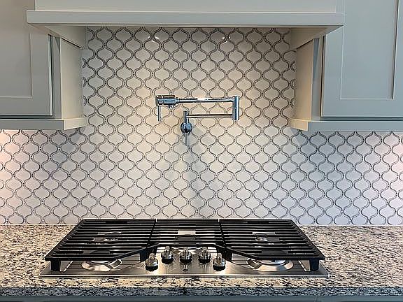 4th image of 21435 Rose Loch Ln