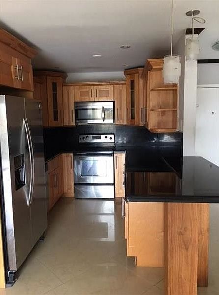1st image of 17052 NE 35th Ave