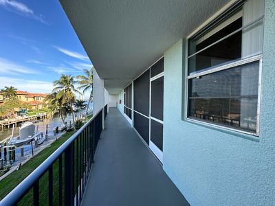 109 Paradise Harbour Boulevard #312, North Palm Beach, FL, 33408