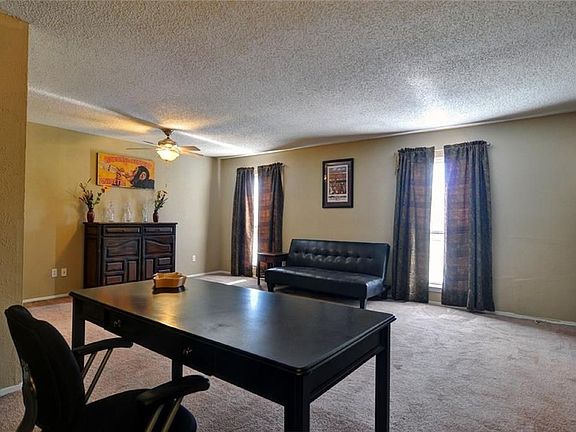 5th image of 1911 Crooked Creek Ln