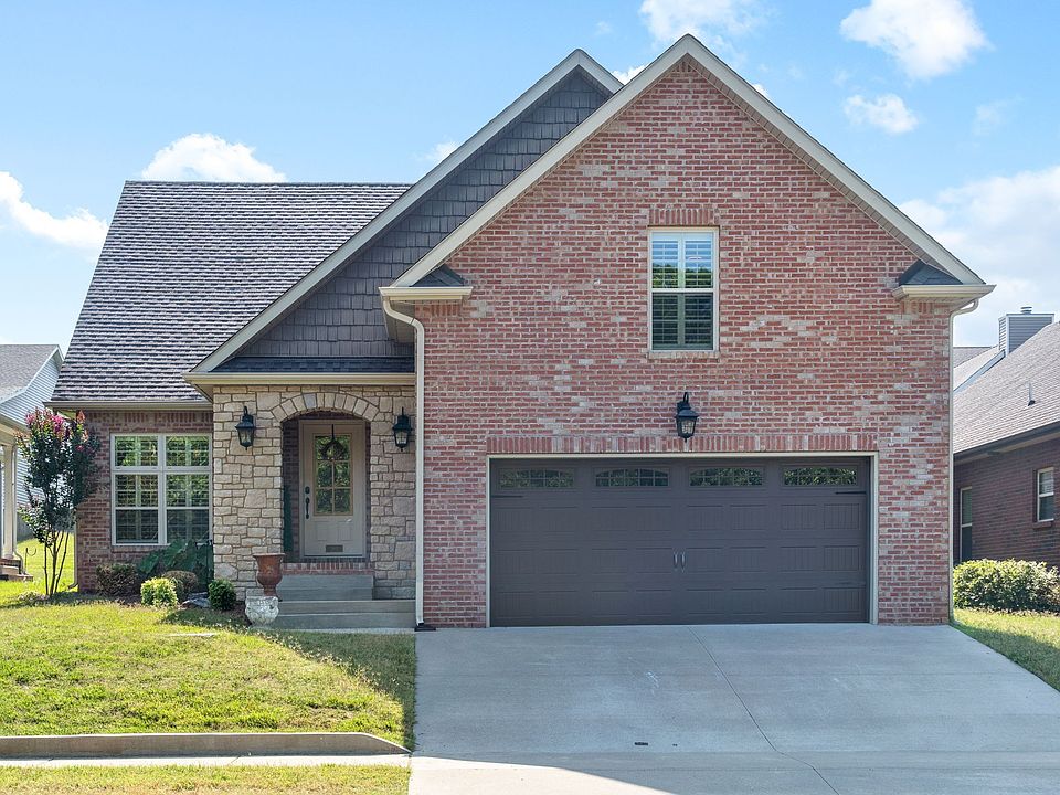 1st image of 264 Turnberry Cir