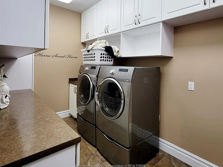 7835 Broderick Rd — Photo 14