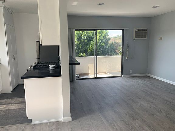 5th image of 4901 Laurel Canyon Blvd APT 16