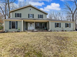 S94W26995 Linden COURT, Mukwonago, WI 53149