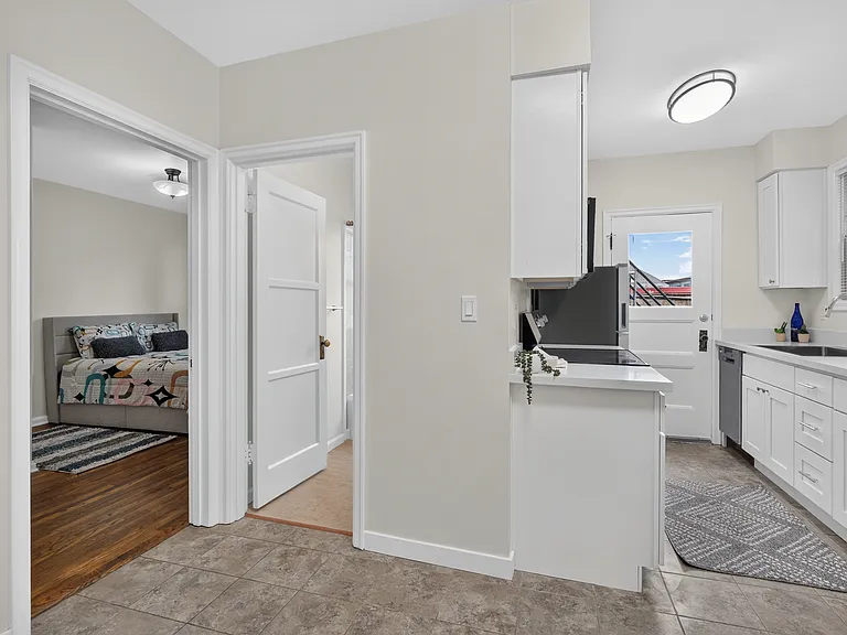 2233 NW Flanders St, Portland, OR, 97210 — Photo 11