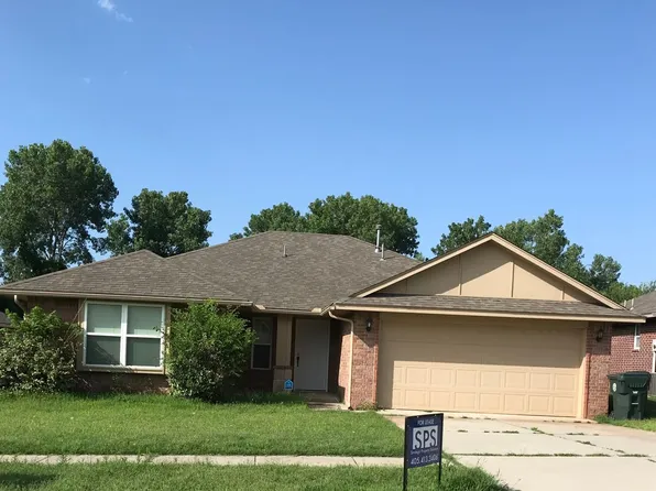 9312 Peachtree Ln, Midwest City, OK 73130