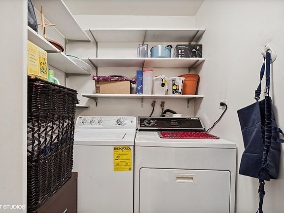 3rd image of 1240 Park Ave W APT 334