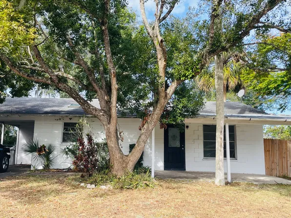 1206 Leon Ln, Daytona Beach, FL 32117