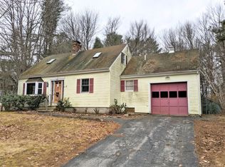6 Riverview Dr, Topsham, ME 04086