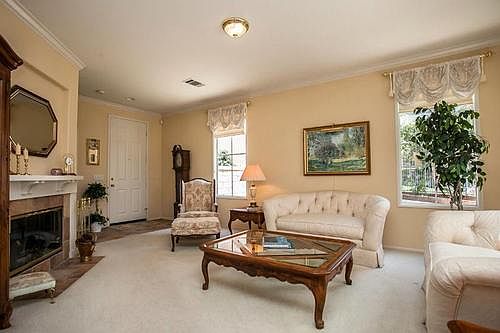 3rd image of 10220 Ferrey Dr