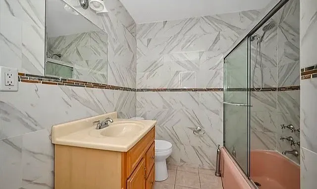 3 bed, 1168 sqft, $3,300 — Photo 4