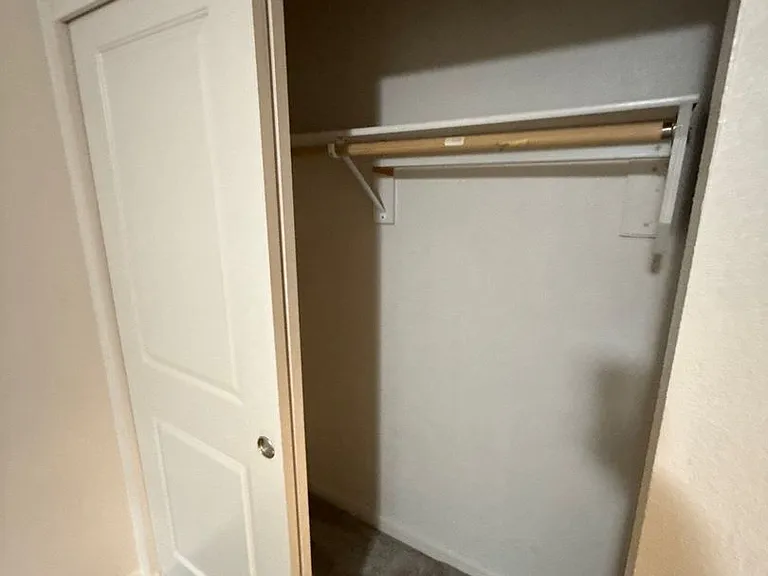 903 Bryan Ct — Photo 16