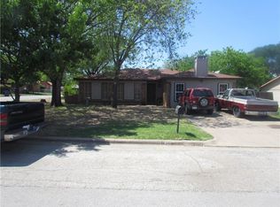 424 Andenwood Dr, Everman, TX 76140