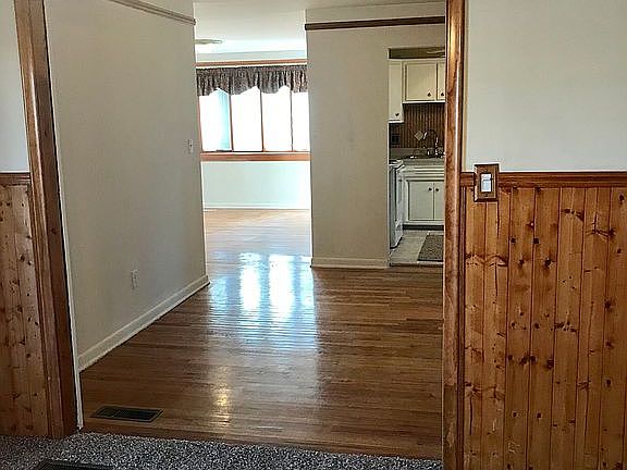 4th image of 30843 J Carls St