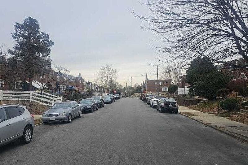 2nd image of 7833 Fayette St