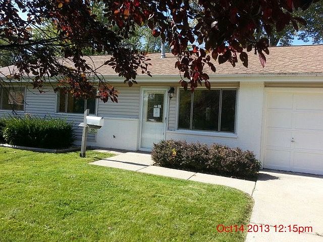 1st image of 420 Lincoln Dr