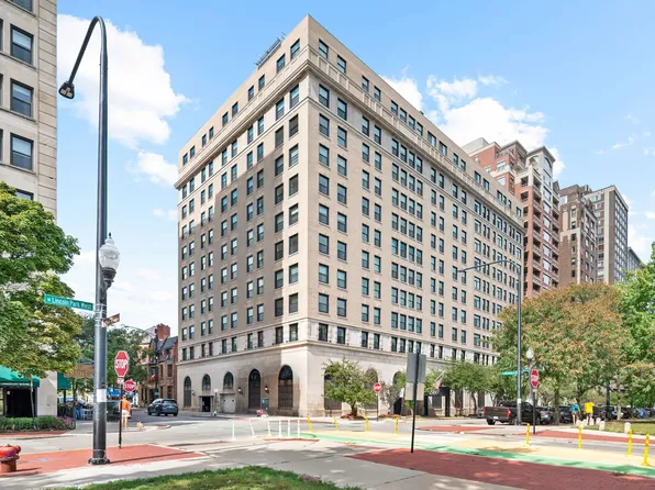 2100 N Lincoln Park W APT 3ES, Chicago, IL 60614
