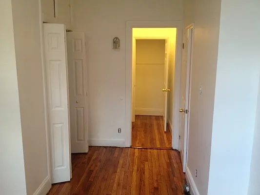 Rented by Nest Seekers International | media 16