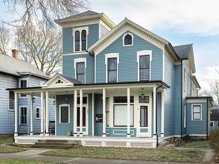 909 W Wayne St #4 — Photo 2
