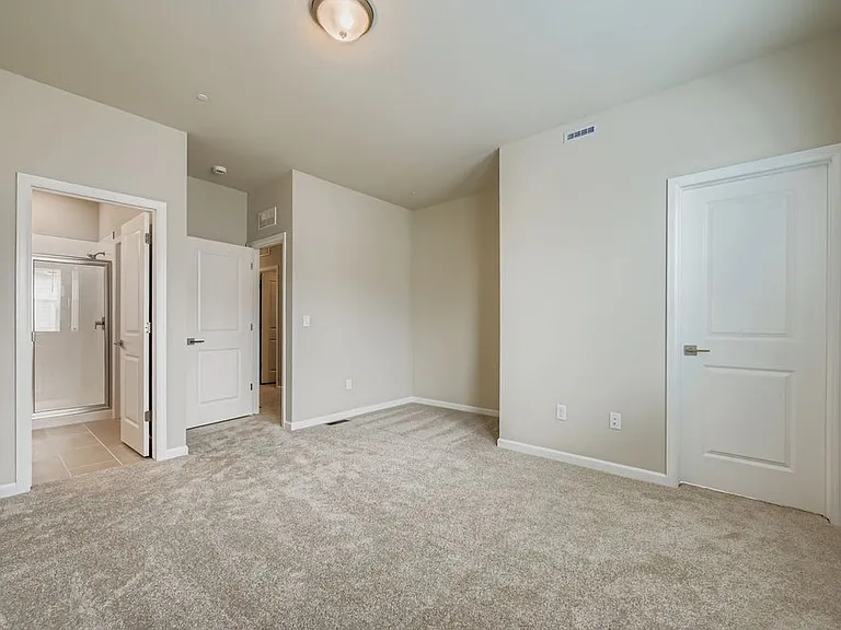 2755 Bear Springs Cir — Photo 22