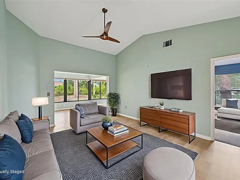 227 Southampton Dr #289 — Photo 5