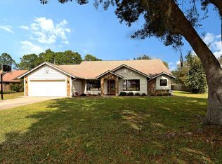9531 59th Ave E, Bradenton, FL 34202