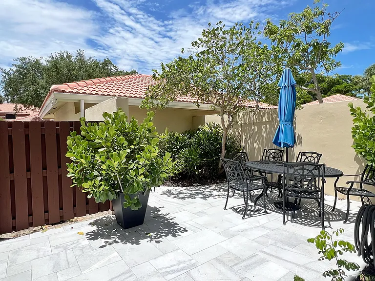 218 Old Meadow Way — Photo 30