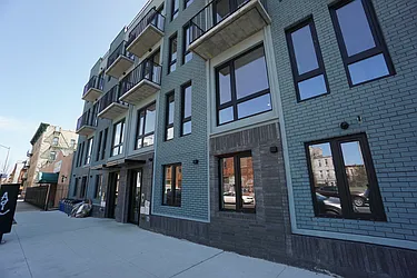 Rented by Rennit Inc.