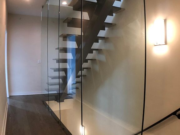 5th image of 412-24 Moyer St #1