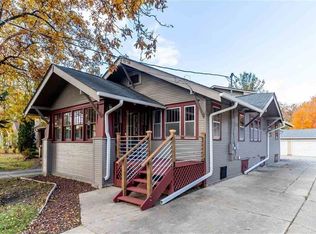 2618 Rainbow Dr, Cedar Falls, IA 50613