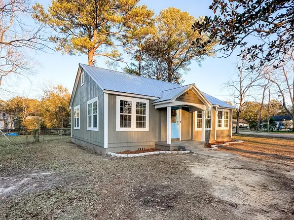 400 N Whitney St, Geneva, AL 36340