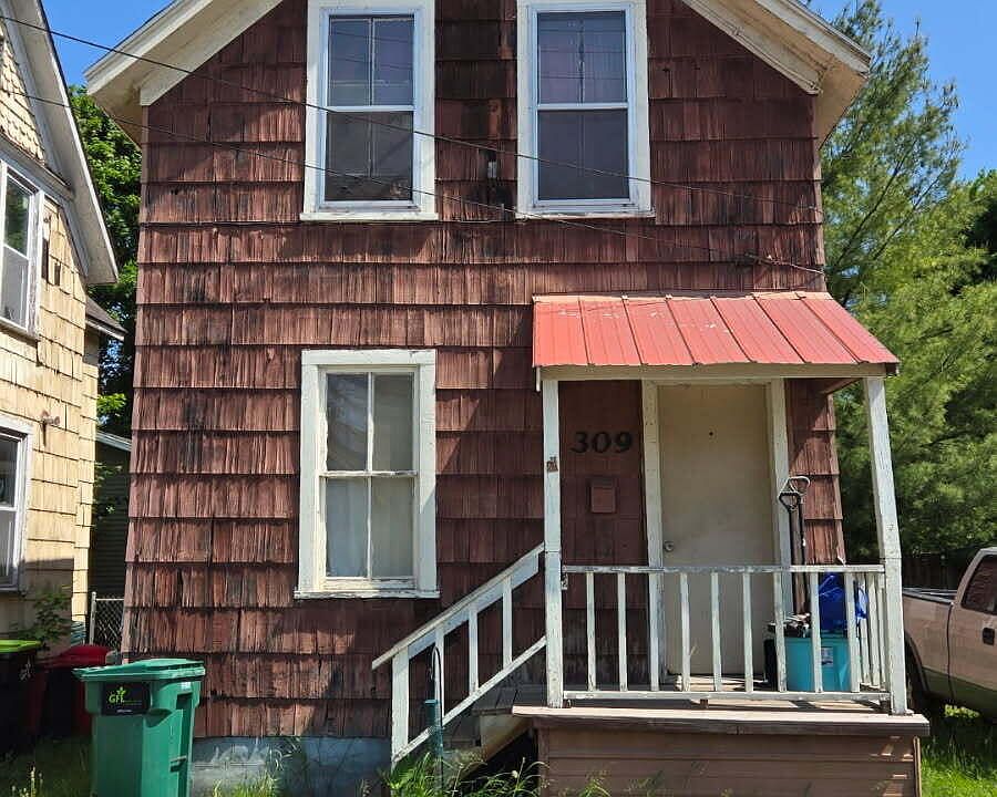 1st image of 309 E Ann St